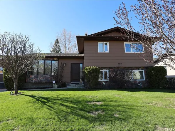 1010 Woodman CRESCENT, Prince Albert, SK S6V 6L6