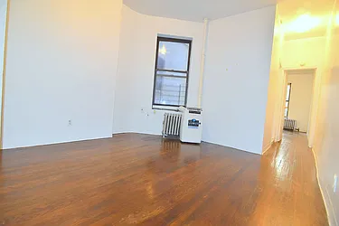 Rented by Manhattan Spaces