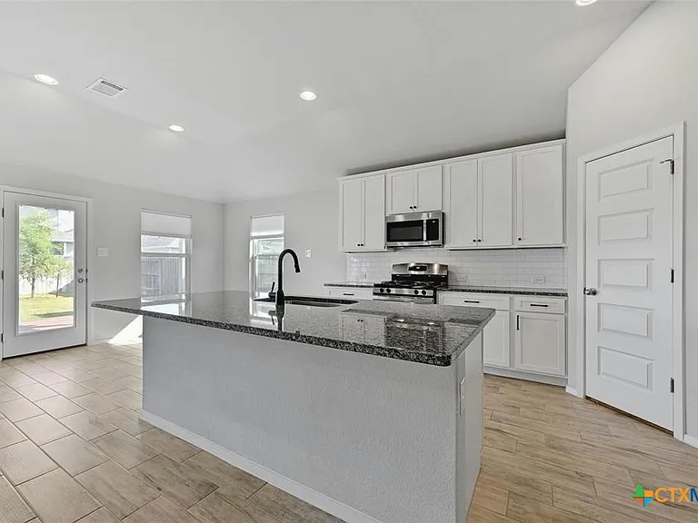 250 Sage Meadows Dr — Photo 11