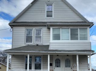 377 Soundview Ave, Stratford, CT 06615