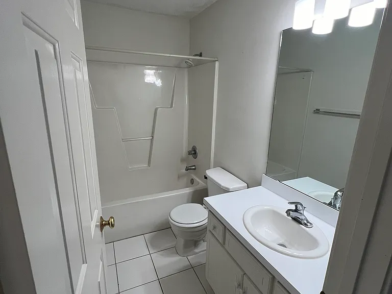 1820 Old Barn Rd — Photo 10