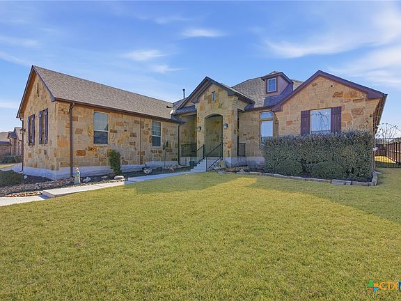 2nd image of 2531 Toenges Ln
