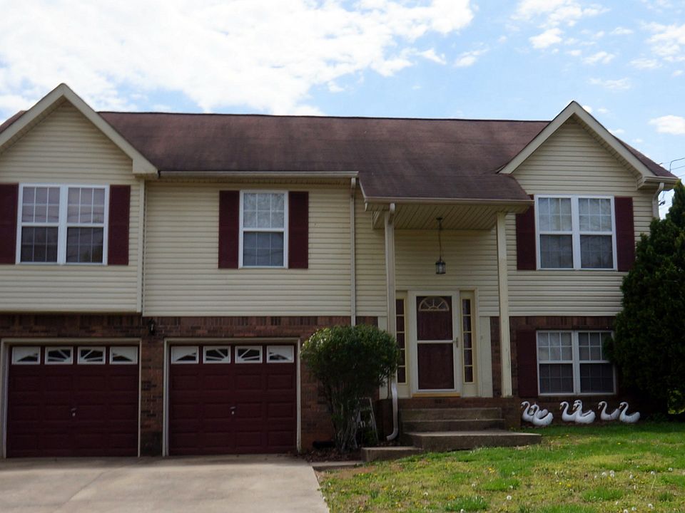 1st image of 318 Brook Mead Dr