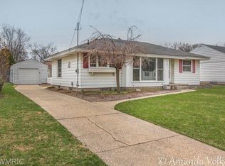 1036 Buckingham St SW, Wyoming, MI 49509