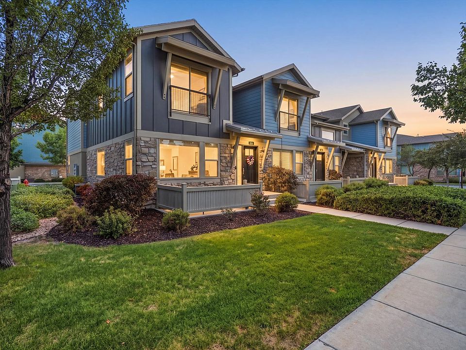 1st image of 856 W San Savino Way