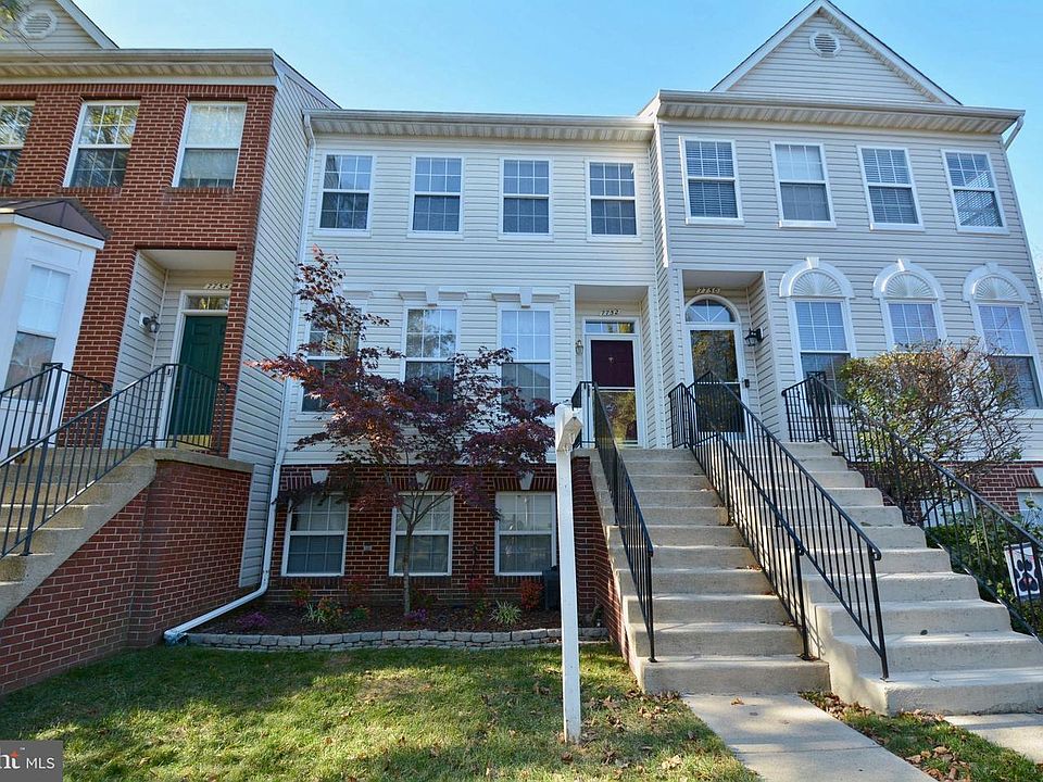 1st image of 7752 Desiree St