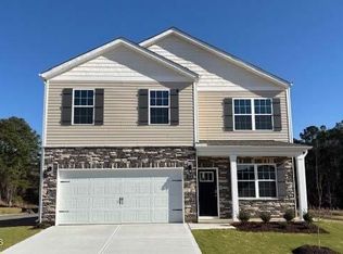 1131 Misty Creek Dr, Aberdeen, NC 28315