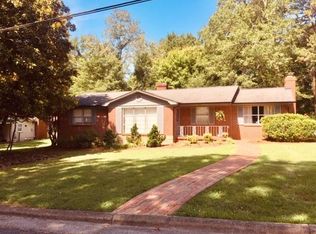 1347 7th St NW, Hickory, NC 28601