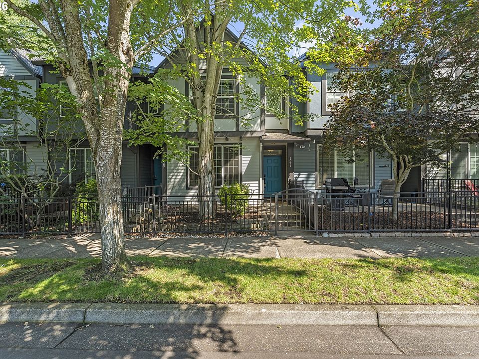 1st image of 1271 SE Leander St