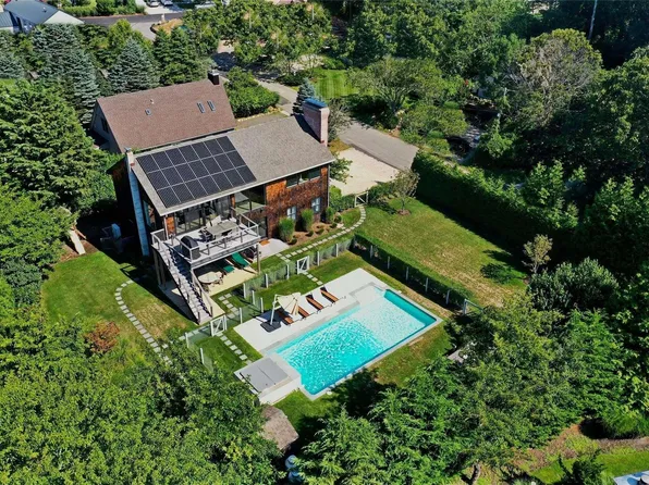 18 Arthur Drive, Montauk, NY 11954