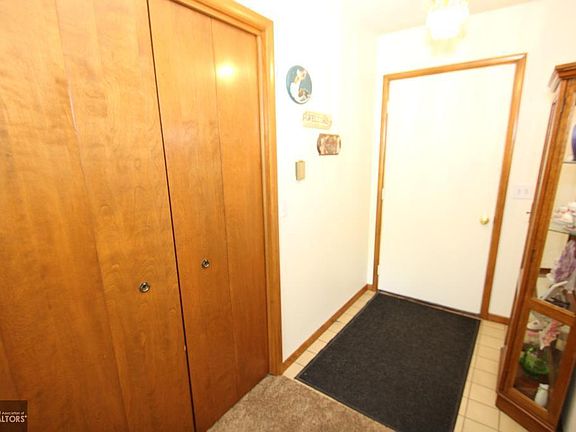3rd image of 500 10th St S