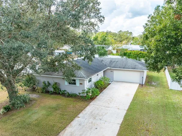 6504 Chippendale Rd, Lakeland, FL 33809