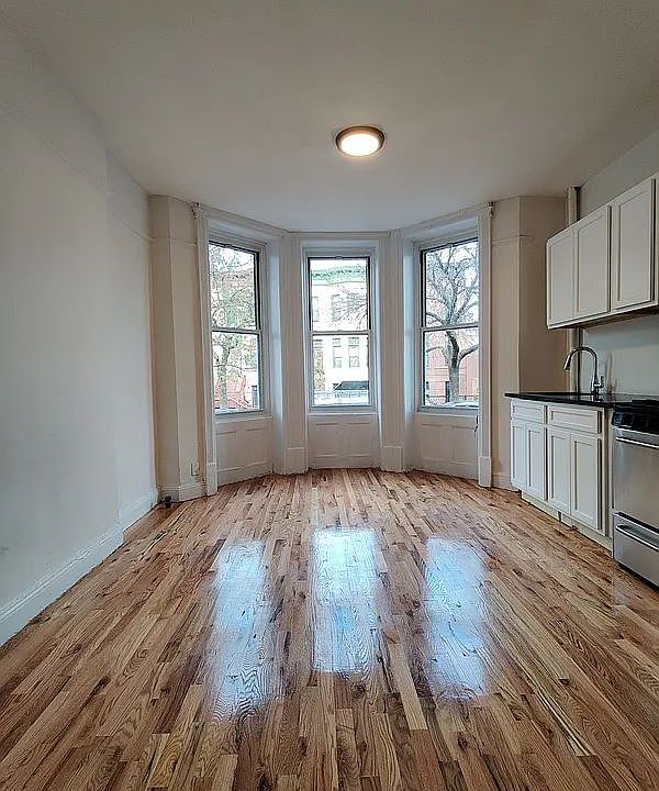 1st image of 784 Prospect Pl #A