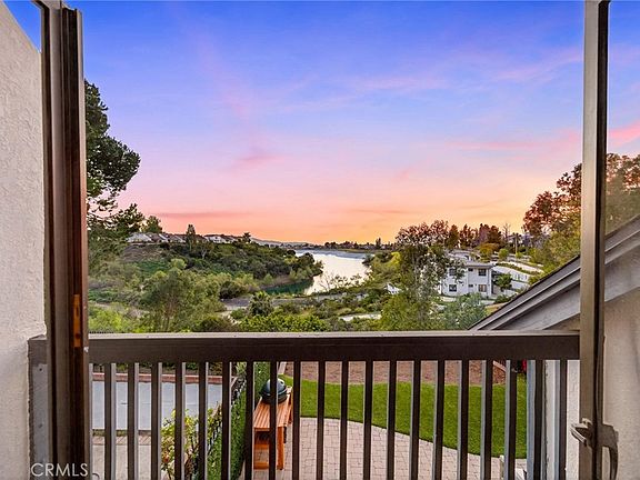 4th image of 964 S Rim Crest Dr