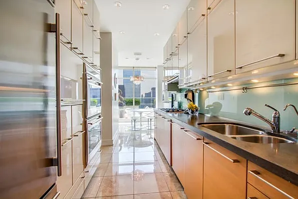 Rented by Compass | media 30