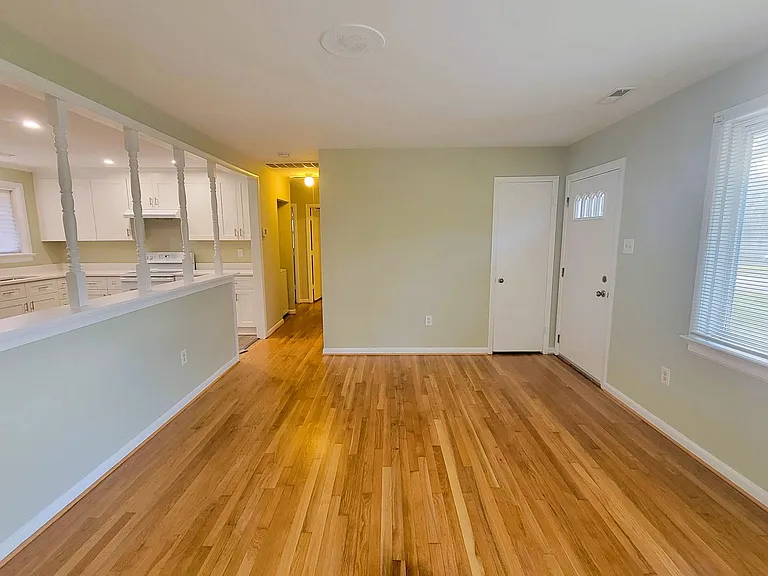 5730 Sweetwood Dr — Photo 5