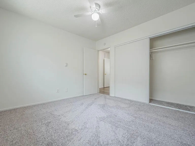 1130 Marine Avenue — Photo 26