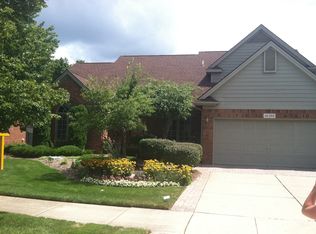 46308 Fairwind Dr, Macomb, MI 48044