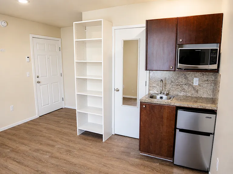 Vision 5 Apartments — Photo 20