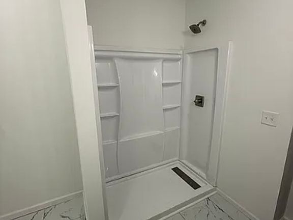 5th image of 1008 Amsterdam Rd #1