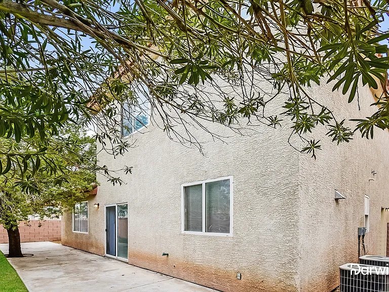5242 Monterey Park Cir — Photo 14