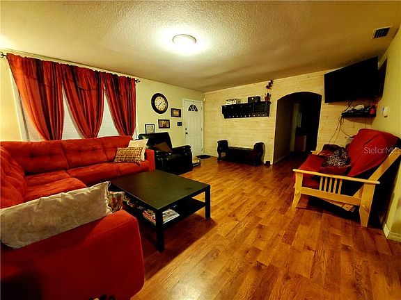 5th image of 10110 N Arden Ave