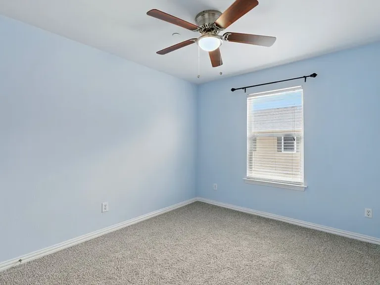 2515 Durango Ridge Dr — Photo 15