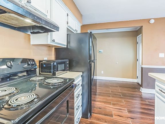 3rd image of 3071 McCord Blvd