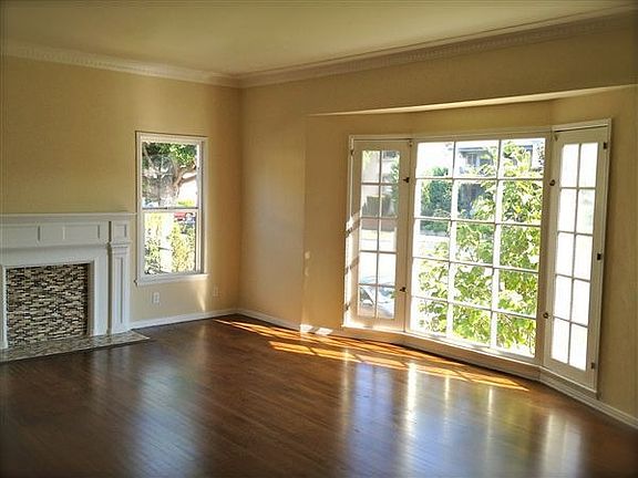 2nd image of 9587 W Olympic Blvd