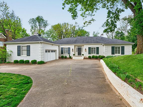 2nd image of 2044 Bridgeport Dr