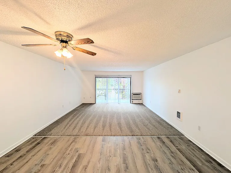 Kingcity Apartments — Photo 85
