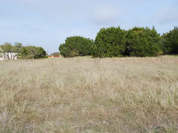 19090 White Bluff Dr, Whitney, TX 76692