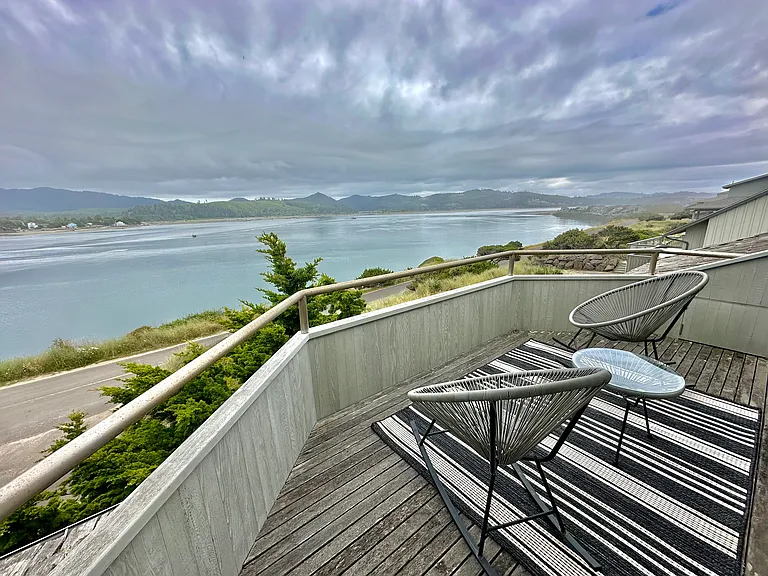 Salishan Dr — Photo 23