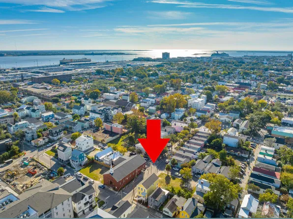 101 Cooper St, Charleston, SC 29403