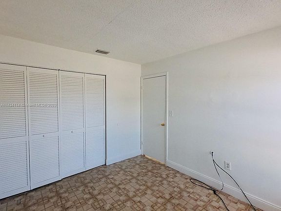 3rd image of 3853 NW 213th St