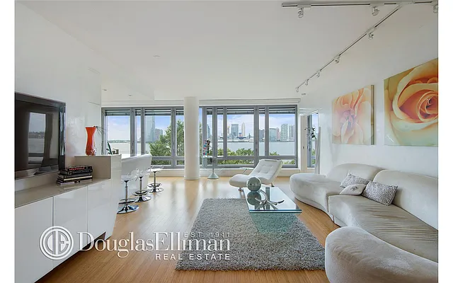 Rented by Douglas Elliman | media 37