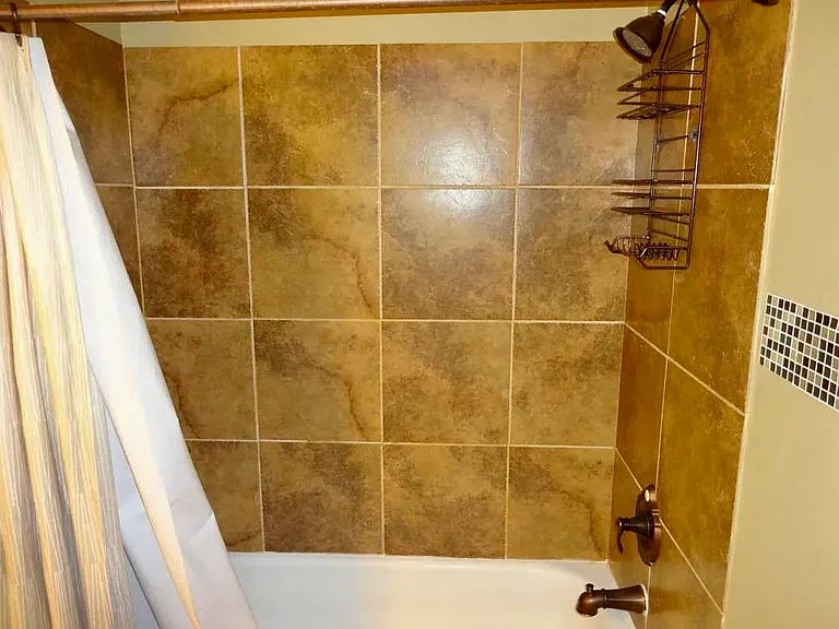 105 Bordeaux Ct — Photo 12