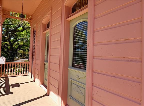 2nd image of 2707 Ursulines Ave