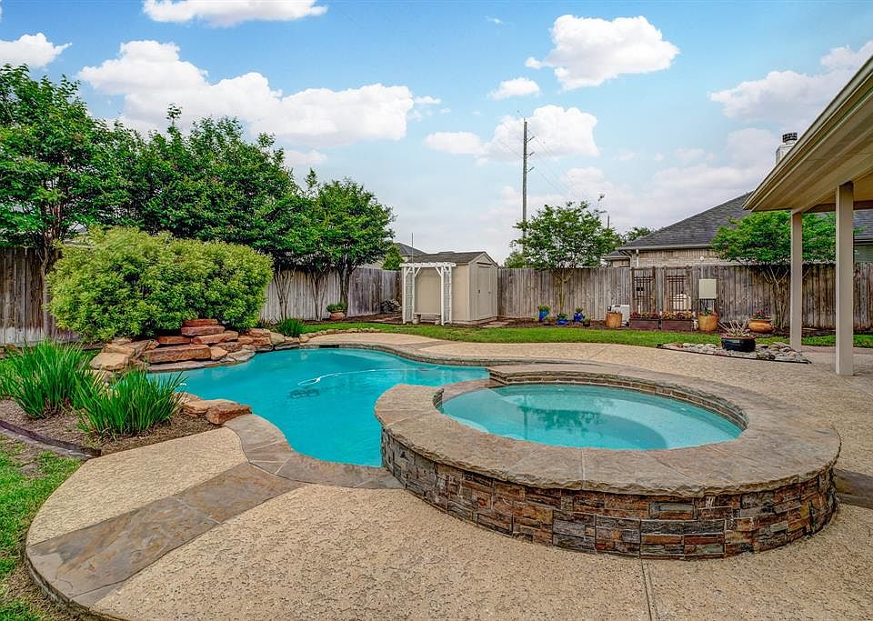 1st image of 18118 Cypress Valley Ln