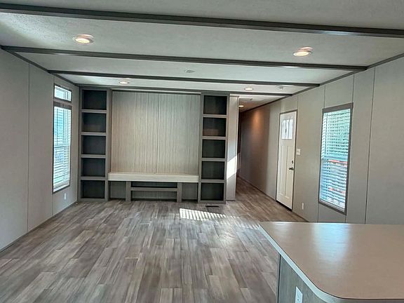 4th image of 149 Lombardy Way