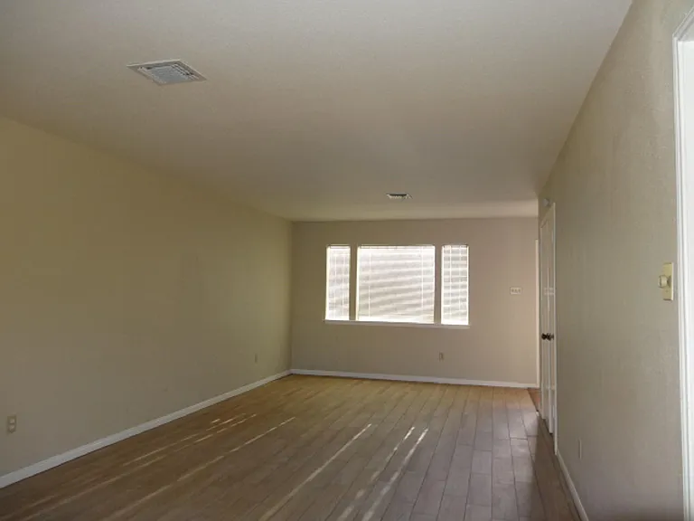 5522 Deep Forest Dr — Photo 12