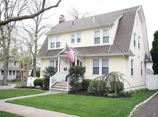 46 Daniel Ave, Rutherford, NJ 07070