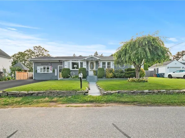 25 Wharf Rd, Warwick, RI 02889