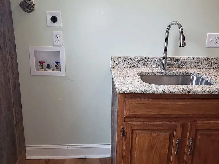 221 W Side Ave — Photo 13