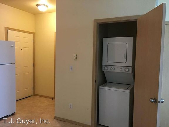 5th image of 2825 Delin St APT A306