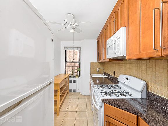 4th image of 34-20 78th St #2H