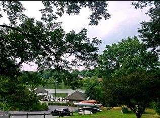 9869 Dockside Ter, Montgomery Village, MD 20886