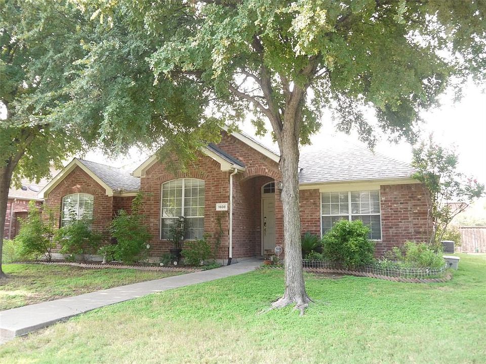1st image of 1608 Natural Bridge Dr