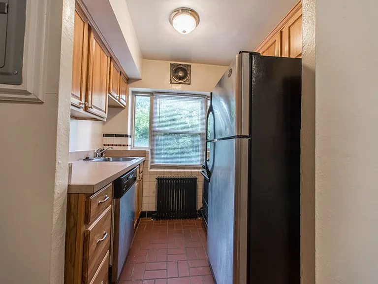 1br Near Uc, Daap & Hospitals | Prime Riddle Road Location — Photo 57