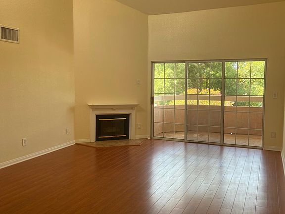 4th image of 435 E Valencia Ave APT 305